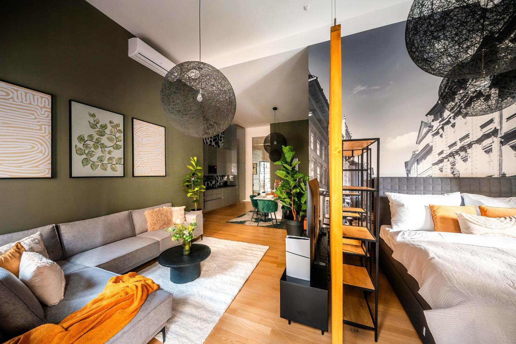 Billionaires Boutique Residence & Premium Suites, Old Town Прага Екстериор снимка